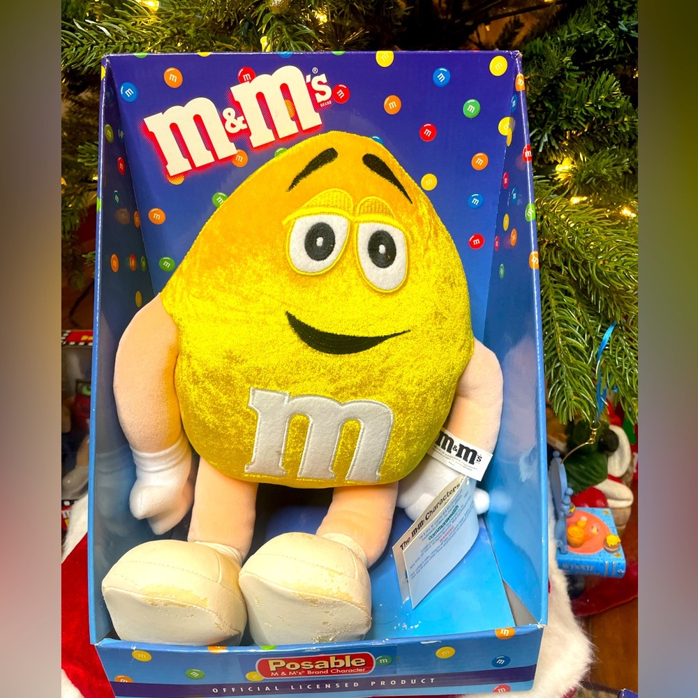 Authentic M&M Collectibles – Late 90s/Early 2000s Rarities!